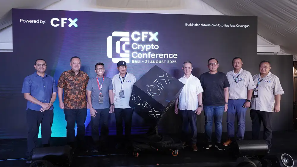 Wamen Todotua Pasaribu sebagai panelis di CFX Crypto Conference 2025.